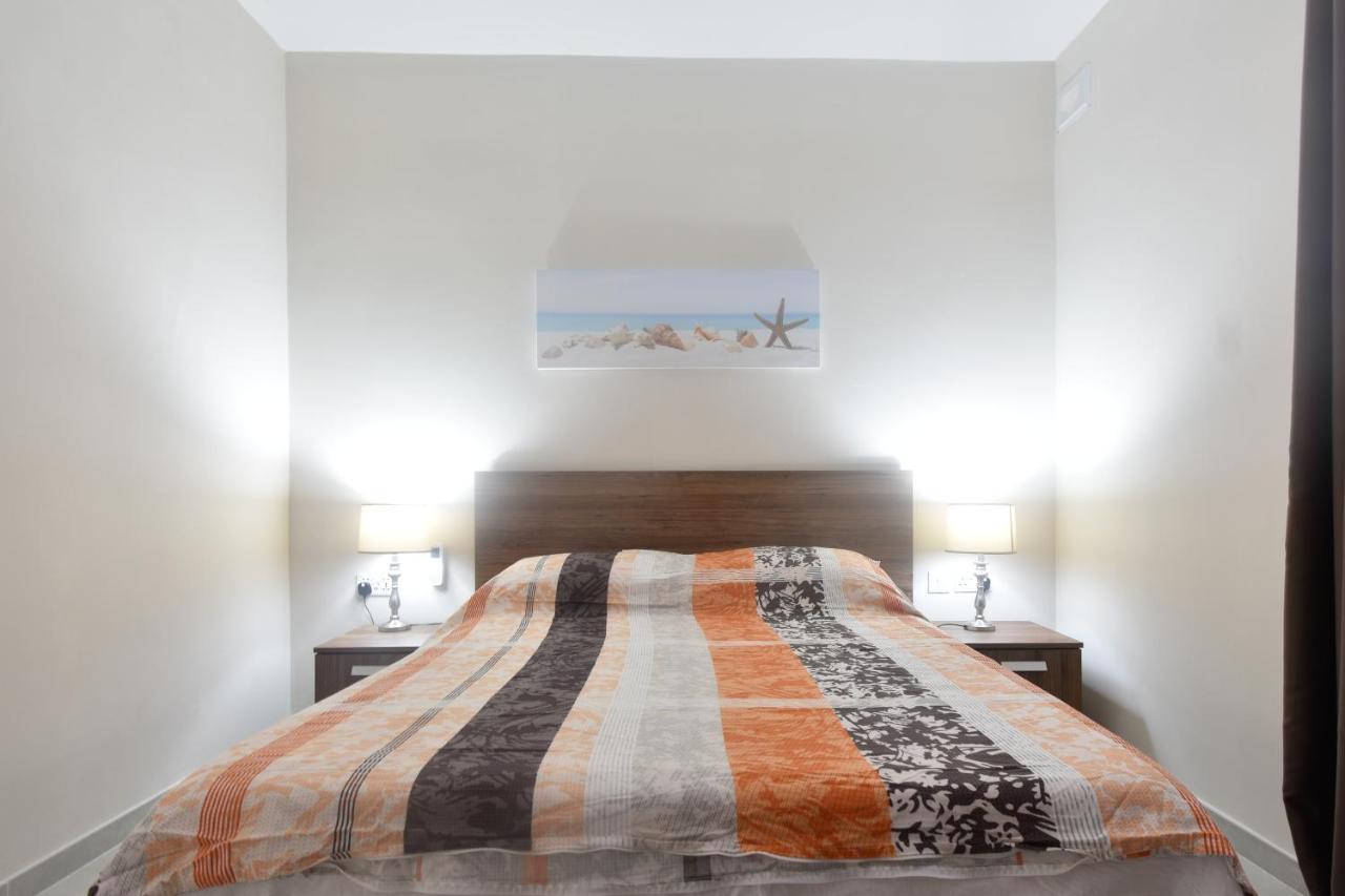 Marbella Holiday Apartments - Seafront - Wifi 马尔萨斯卡拉 外观 照片