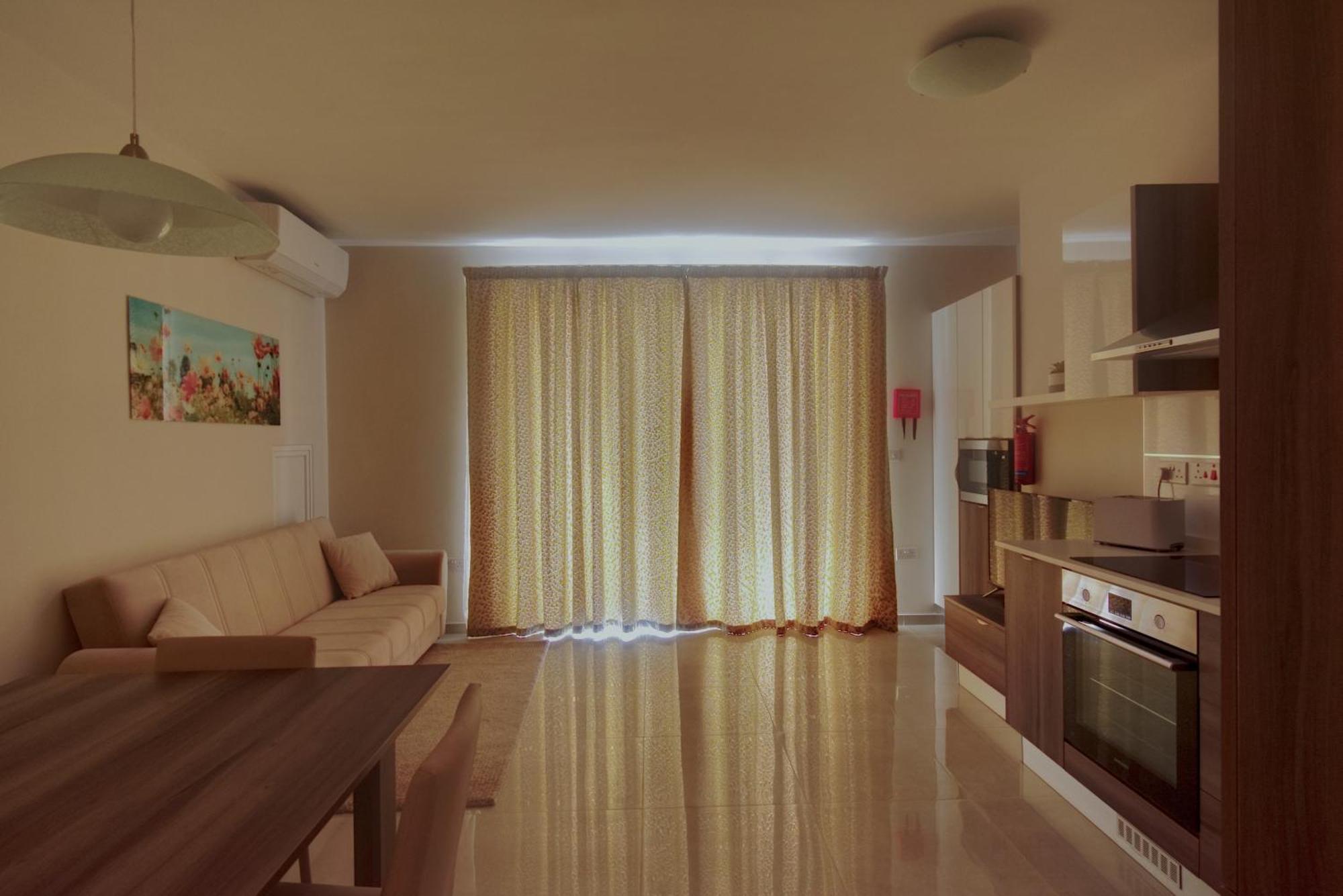 Marbella Holiday Apartments - Seafront - Wifi 马尔萨斯卡拉 外观 照片